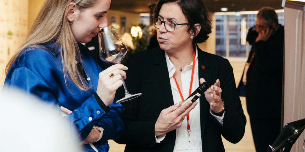 concours du meilleur sommelier œnologue Béatrice Dominé présente la dVine