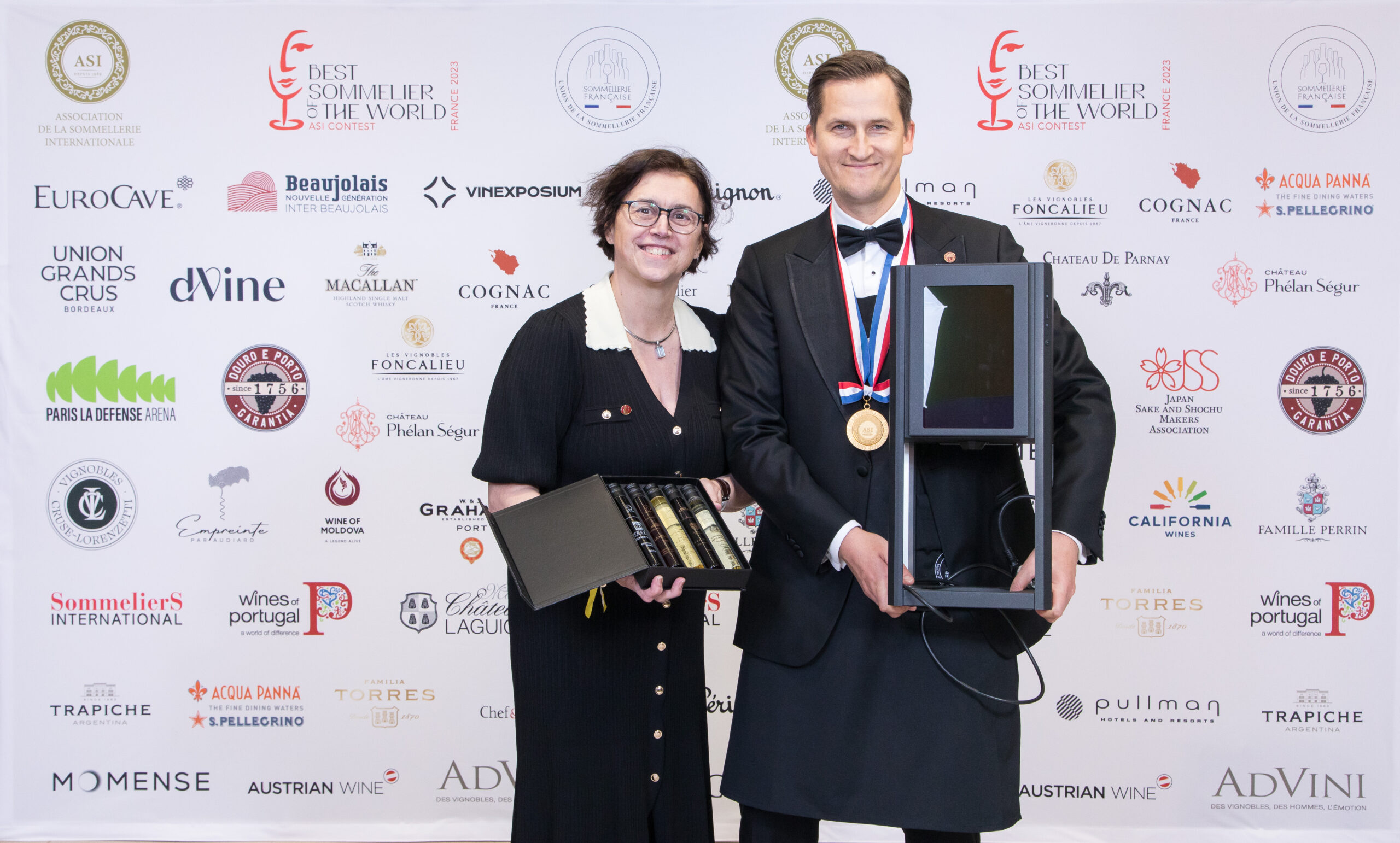 dVine concours meilleur sommelier du monde, béatrice dominé, oenologue et Raimonds Tomsons